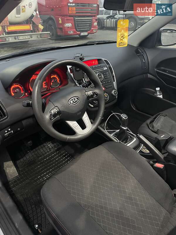 Хэтчбек Kia Ceed 2011 в Боярке фото 10 Хэтчбек Kia Ceed 2011 в Боярке