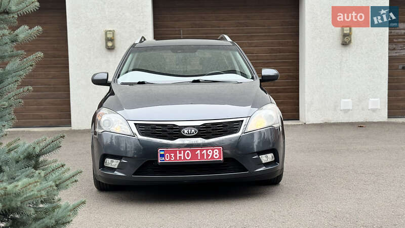 Универсал Kia Ceed 2010 в Ровно фото 2 Универсал Kia Ceed 2010 в Ровно