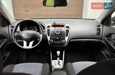 Універсал Kia Ceed 2010 в Рівному