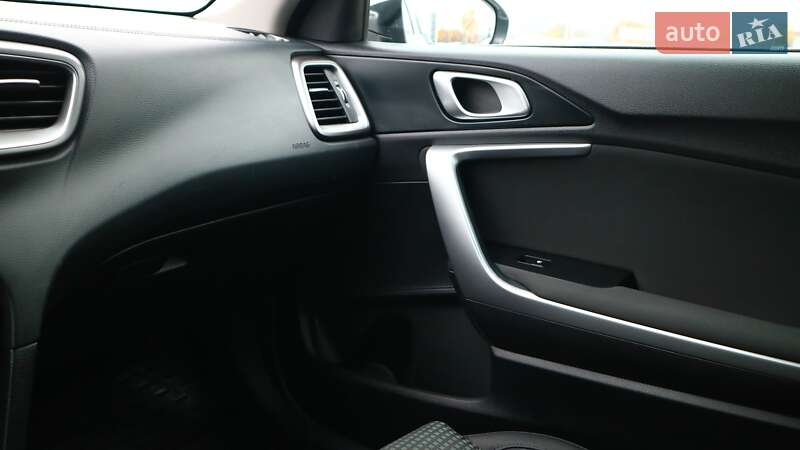 Универсал Kia Ceed 2019 в Киеве