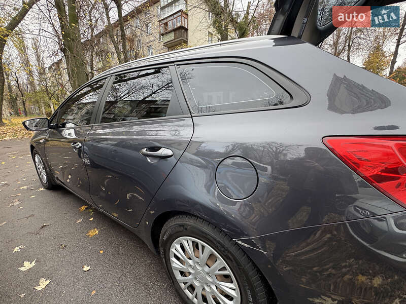 Универсал Kia Ceed 2012 в Киеве фото 3 Универсал Kia Ceed 2012 в Киеве