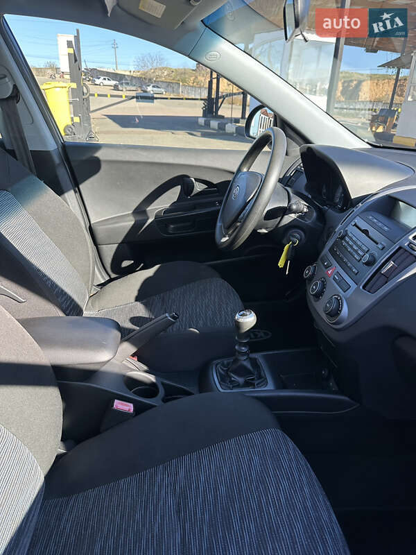 Универсал Kia Ceed 2008 в Одессе фото 8 Универсал Kia Ceed 2008 в Одессе
