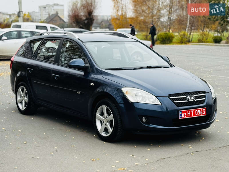 Универсал Kia Ceed 2008 в Здолбунове фото 2 Универсал Kia Ceed 2008 в Здолбунове