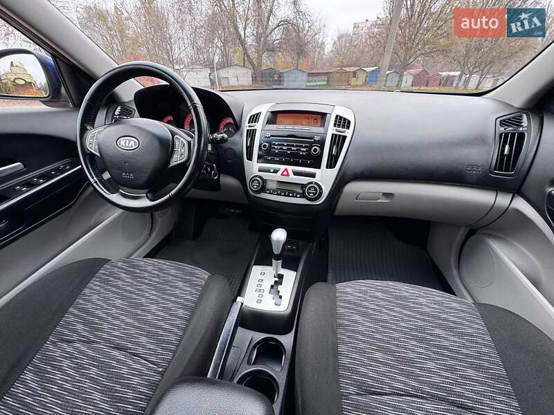 Хетчбек Kia Ceed 2008 в Запоріжжі фото 12 Хетчбек Kia Ceed 2008 в Запоріжжі