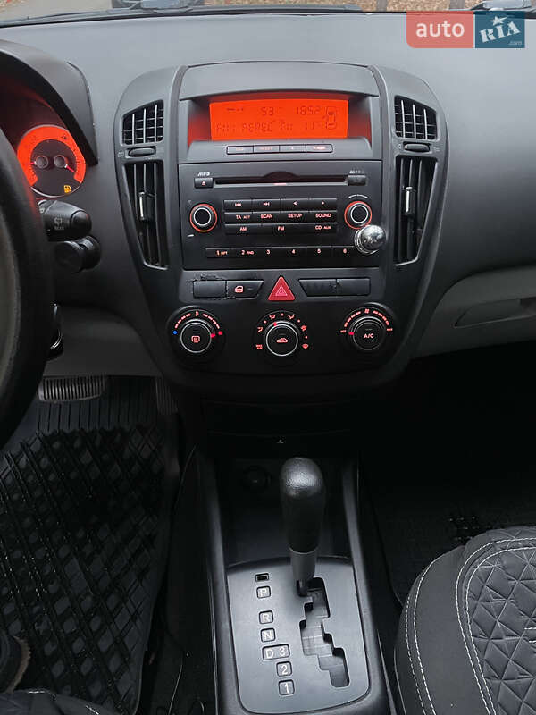 Универсал Kia Ceed 2008 в Киеве фото 8 Универсал Kia Ceed 2008 в Киеве