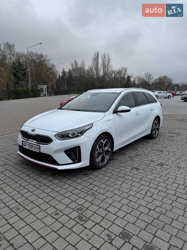 Универсал Kia Ceed 2020 в Запорожье