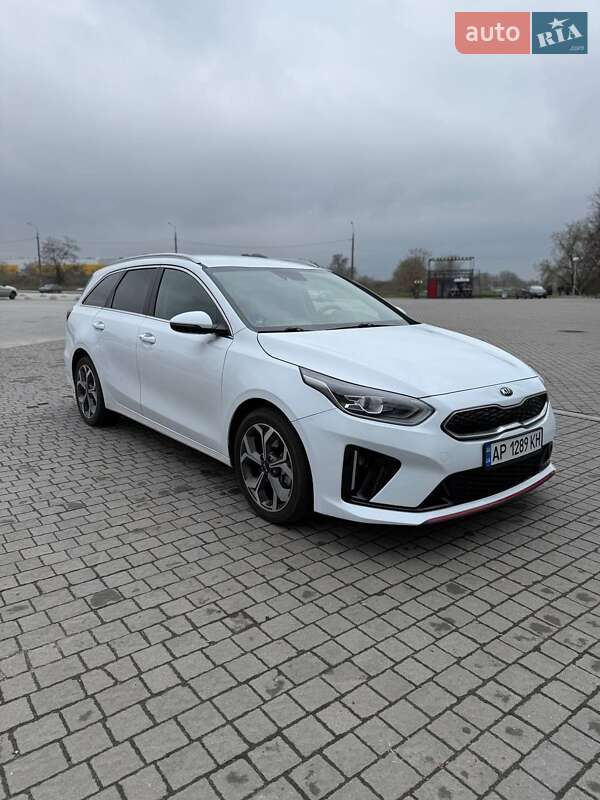 Универсал Kia Ceed 2020 в Запорожье