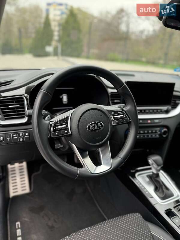 Универсал Kia Ceed 2020 в Запорожье