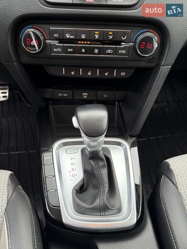 Универсал Kia Ceed 2019 в Киеве фото 6 Универсал Kia Ceed 2019 в Киеве