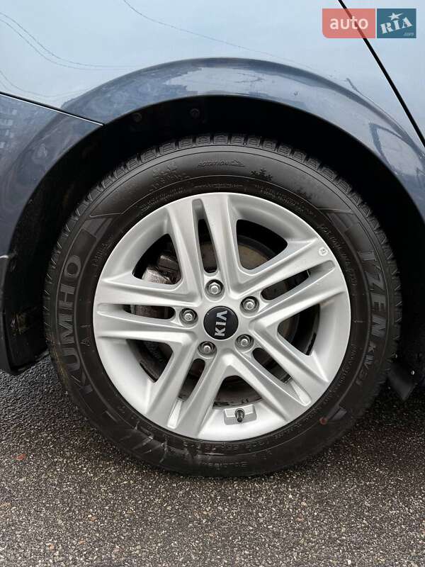 Универсал Kia Ceed 2019 в Киеве фото 10 Универсал Kia Ceed 2019 в Киеве