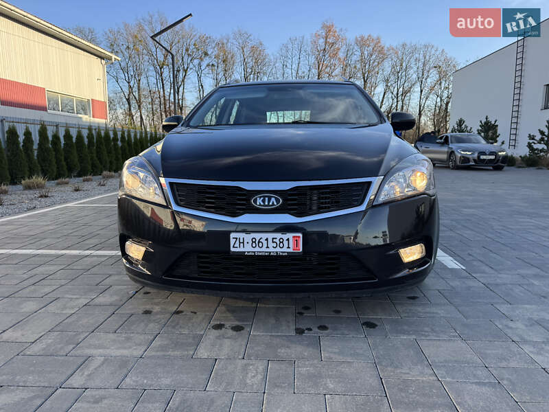 Универсал Kia Ceed 2012 в Луцке