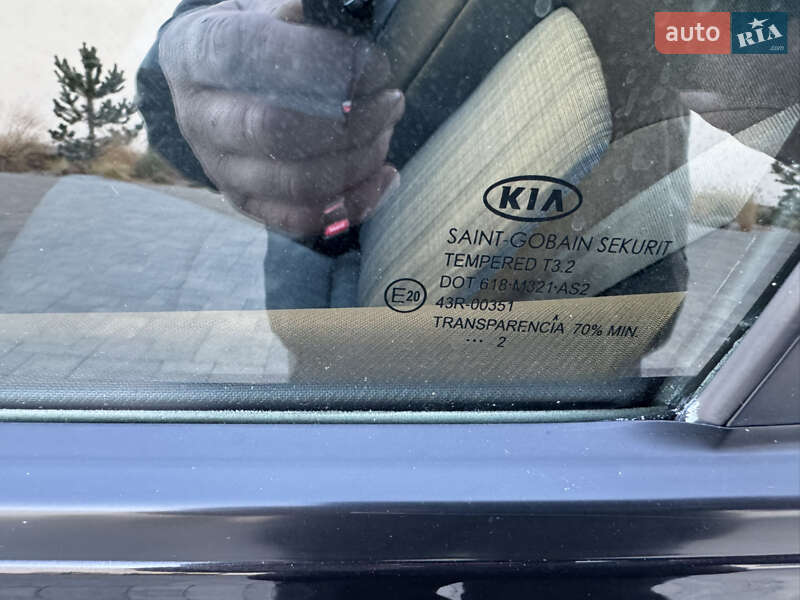 Универсал Kia Ceed 2012 в Луцке