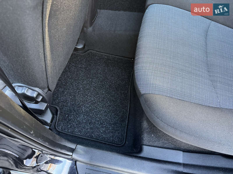 Универсал Kia Ceed 2012 в Луцке