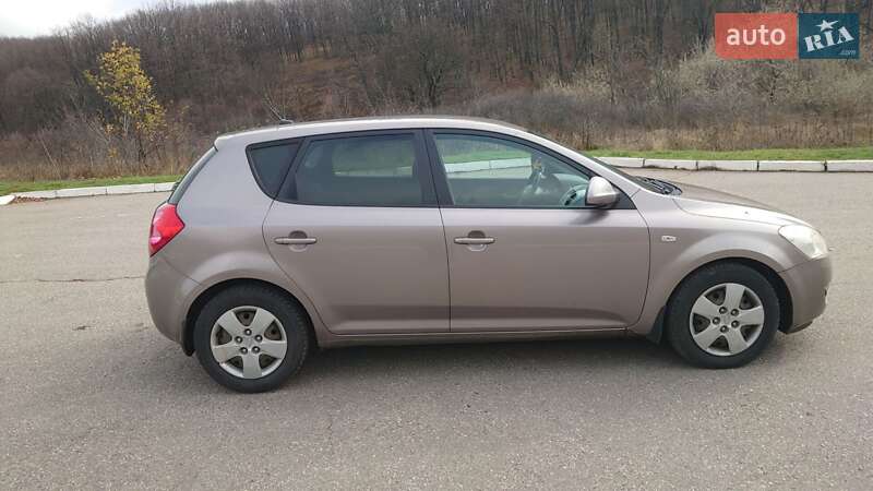 Хэтчбек Kia Ceed 2007 в Харькове фото 4 Хэтчбек Kia Ceed 2007 в Харькове