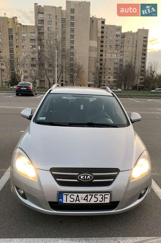 Универсал Kia Ceed 2010 в Киеве