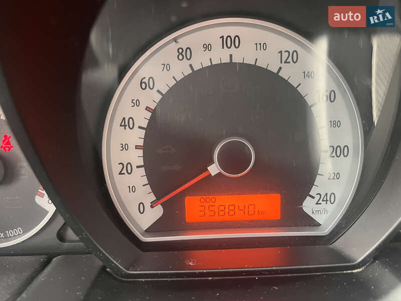 Хетчбек Kia Ceed 2008 в Києві фото 8 Хетчбек Kia Ceed 2008 в Києві