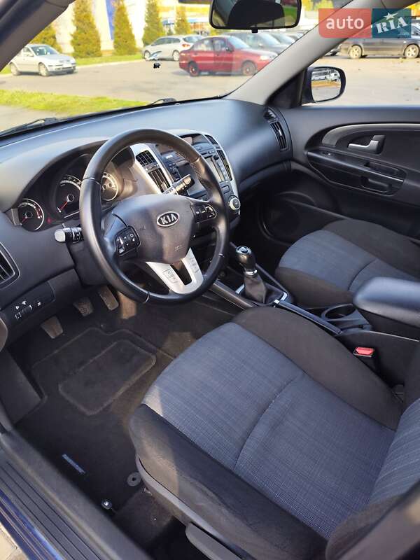 Универсал Kia Ceed 2010 в Белой Церкви фото 13 Универсал Kia Ceed 2010 в Белой Церкви