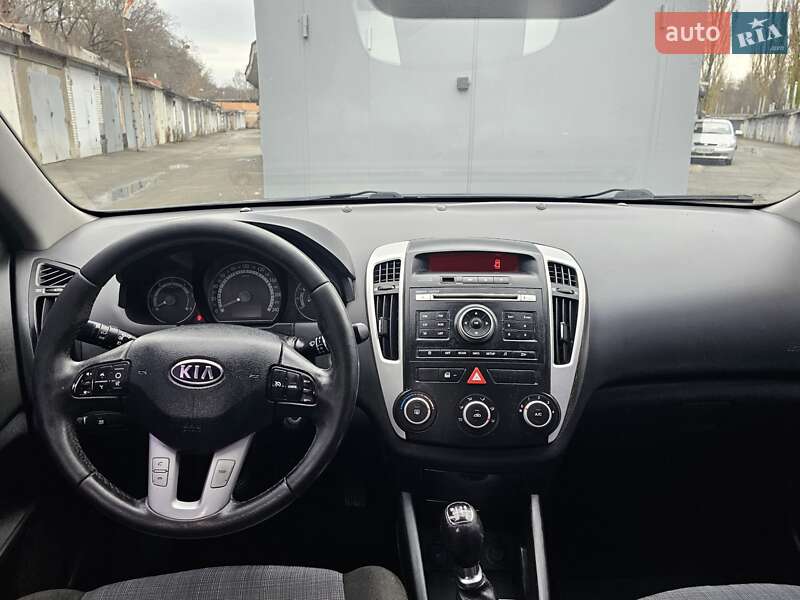 Универсал Kia Ceed 2010 в Киеве фото 19 Универсал Kia Ceed 2010 в Киеве