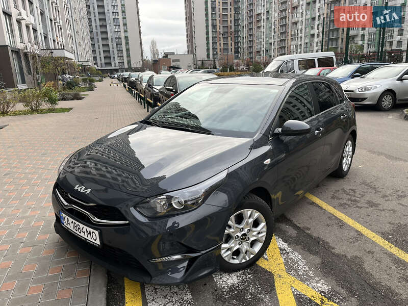 Хетчбек Kia Ceed 2024 в Києві