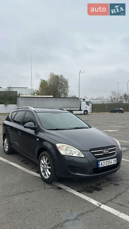 Универсал Kia Ceed 2008 в Ужгороде