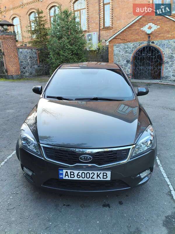 Хэтчбек Kia Ceed 2011 в Гнивани фото 6 Хэтчбек Kia Ceed 2011 в Гнивани