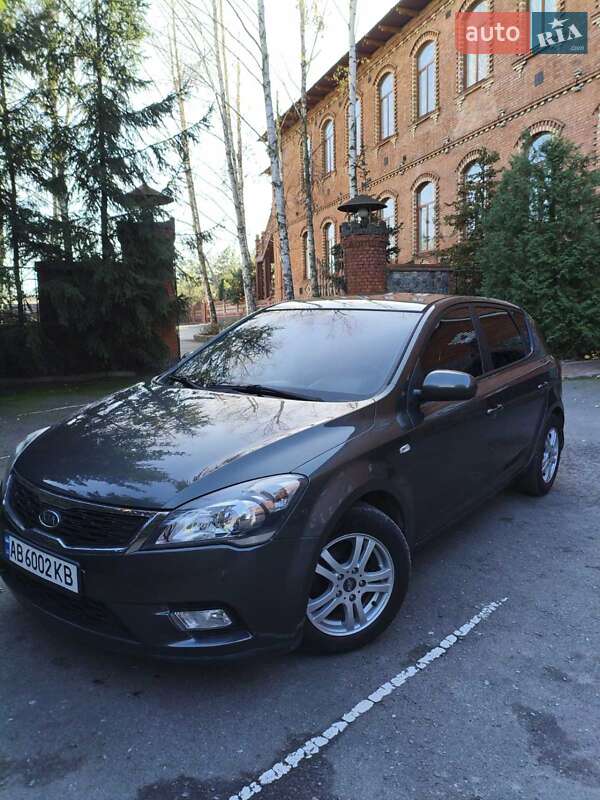 Хэтчбек Kia Ceed 2011 в Гнивани фото 3 Хэтчбек Kia Ceed 2011 в Гнивани