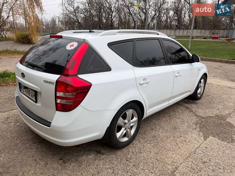 Универсал Kia Ceed 2008 в Кривом Роге фото 5 Универсал Kia Ceed 2008 в Кривом Роге