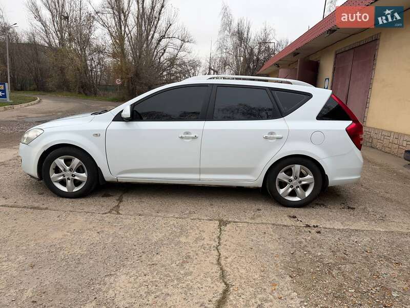 Универсал Kia Ceed 2008 в Кривом Роге фото 9 Универсал Kia Ceed 2008 в Кривом Роге