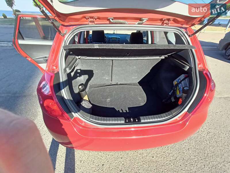 Хэтчбек Kia Ceed 2008 в Черкассах