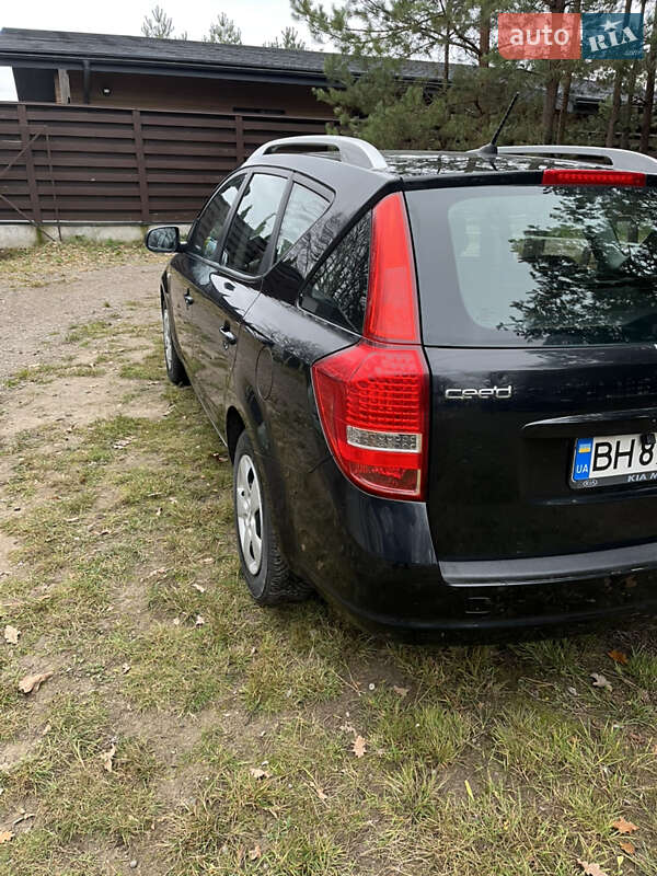 Универсал Kia Ceed 2010 в Киеве фото 3 Универсал Kia Ceed 2010 в Киеве