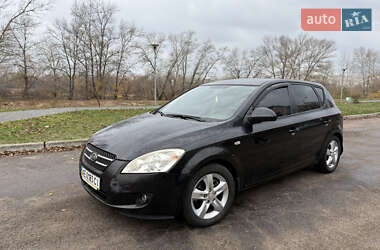 Хэтчбек Kia Ceed 2008 в Днепре