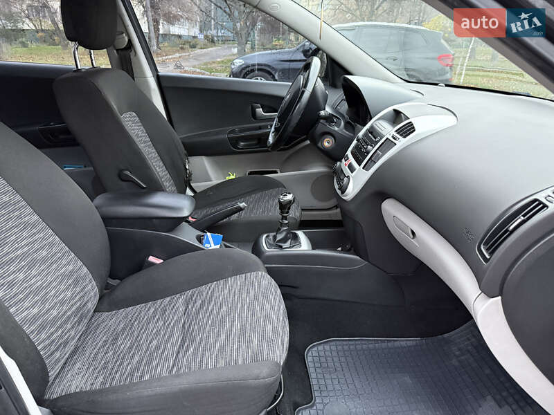 Хэтчбек Kia Ceed 2008 в Днепре фото 17 Хэтчбек Kia Ceed 2008 в Днепре