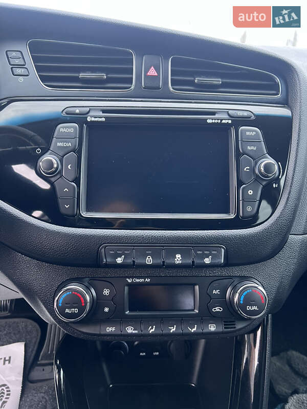 Универсал Kia Ceed 2014 в Ровно