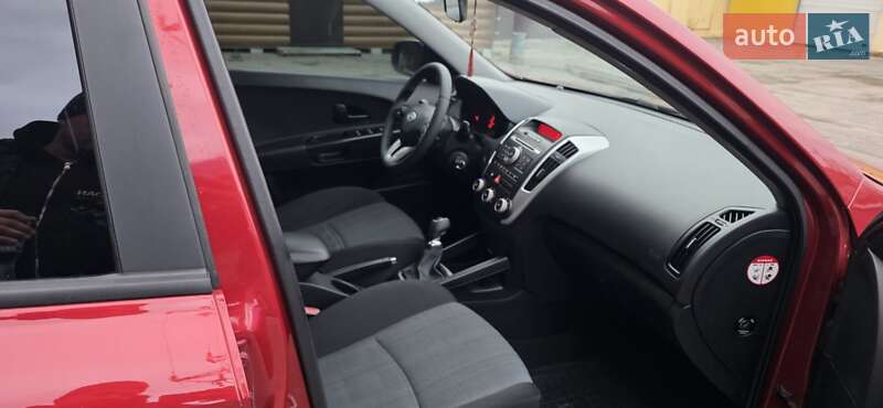 Хетчбек Kia Ceed 2009 в Харкові фото 12 Хетчбек Kia Ceed 2009 в Харкові