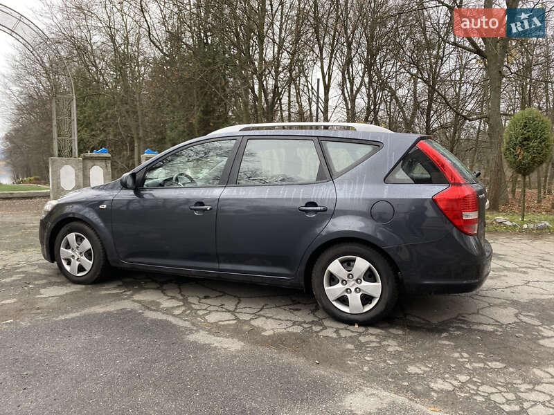 Універсал Kia Ceed 2011 в Ватутіному фото 10 Універсал Kia Ceed 2011 в Ватутіному