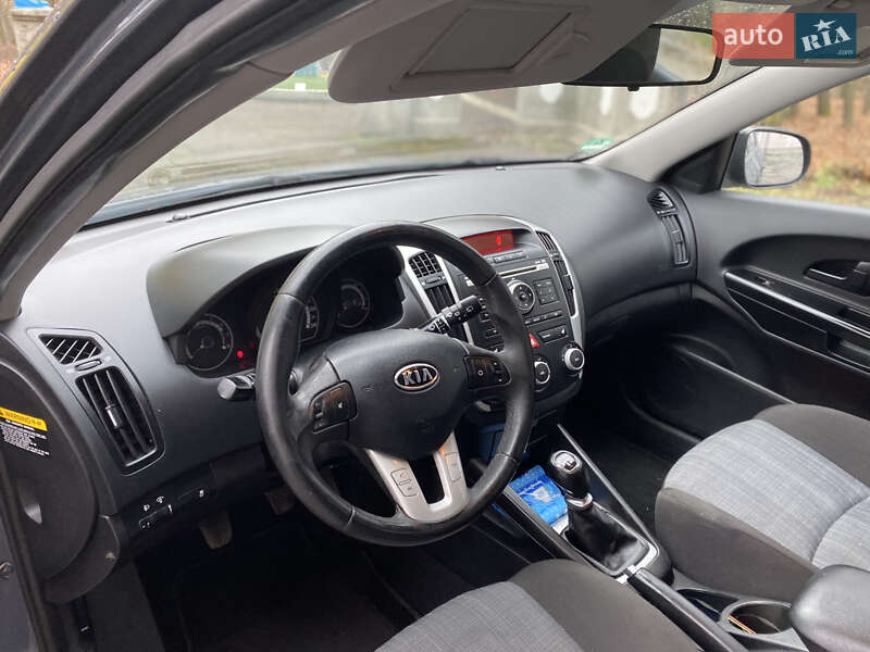 Універсал Kia Ceed 2011 в Ватутіному фото 22 Універсал Kia Ceed 2011 в Ватутіному