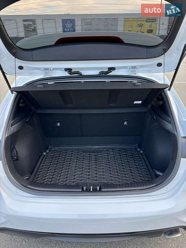 Хетчбек Kia Ceed 2022 в Києві фото 29 Хетчбек Kia Ceed 2022 в Києві