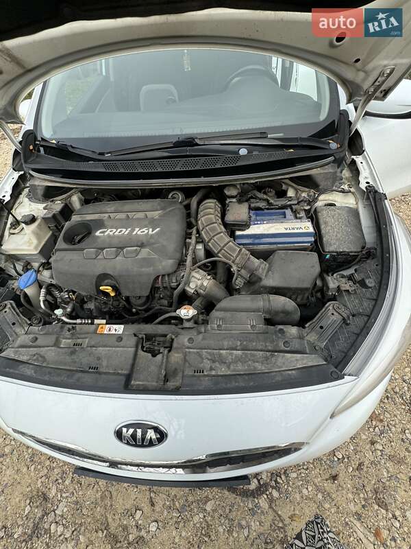 Универсал Kia Ceed 2013 в Киеве