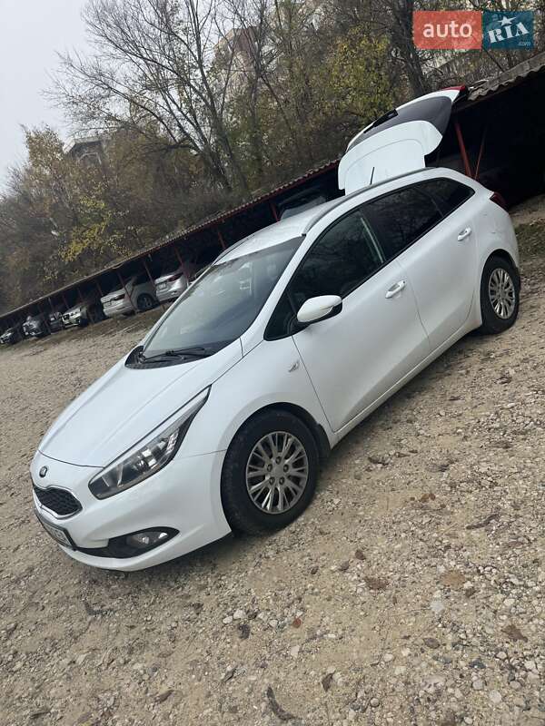 Универсал Kia Ceed 2013 в Киеве