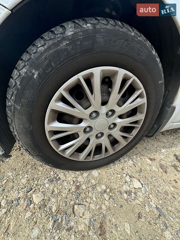 Универсал Kia Ceed 2013 в Киеве