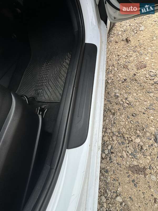 Универсал Kia Ceed 2013 в Киеве