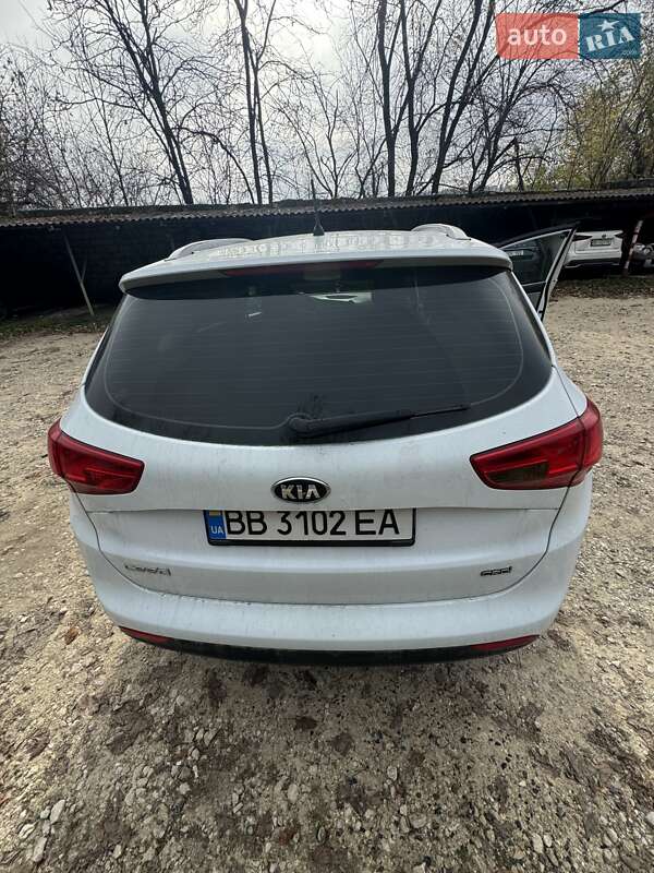 Универсал Kia Ceed 2013 в Киеве