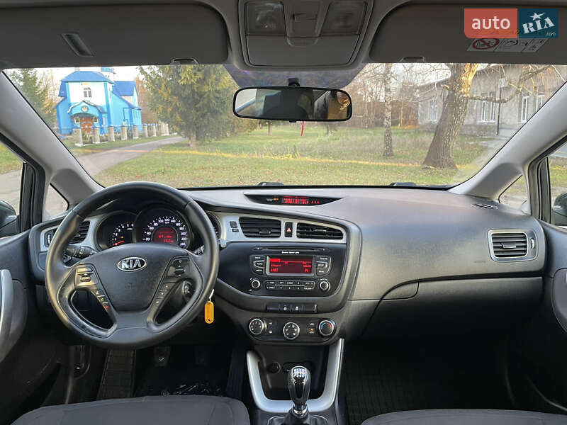 Универсал Kia Ceed 2013 в Луцке