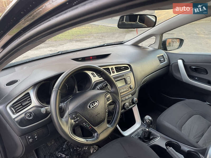 Универсал Kia Ceed 2013 в Луцке