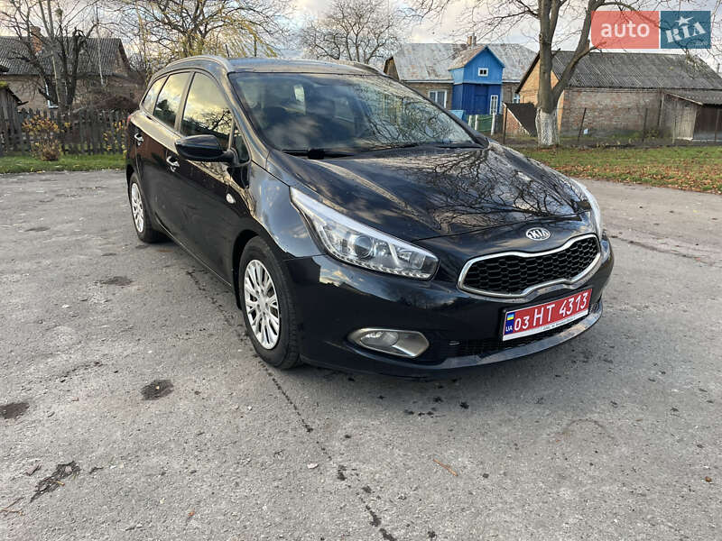 Универсал Kia Ceed 2013 в Луцке
