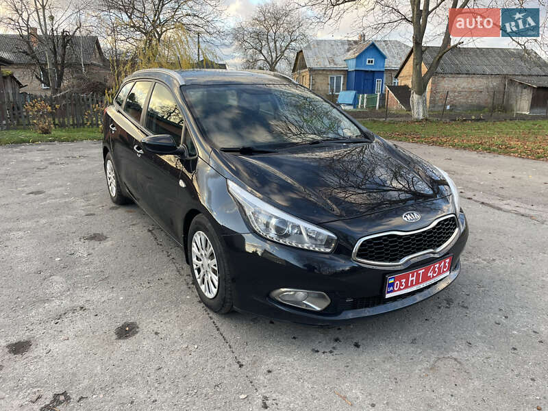 Универсал Kia Ceed 2013 в Луцке