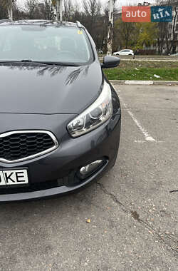 Универсал Kia Ceed 2012 в Запорожье