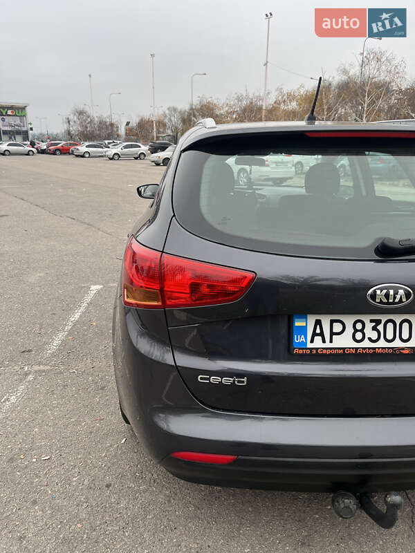 Универсал Kia Ceed 2012 в Запорожье
