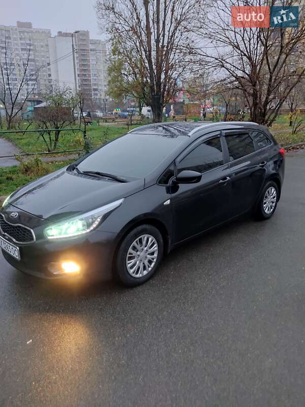 Универсал Kia Ceed 2014 в Киеве фото 6 Универсал Kia Ceed 2014 в Киеве