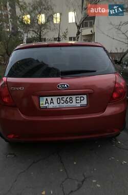 Хэтчбек Kia Ceed 2007 в Киеве